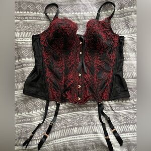 NWOT Savage x Fenty Corset